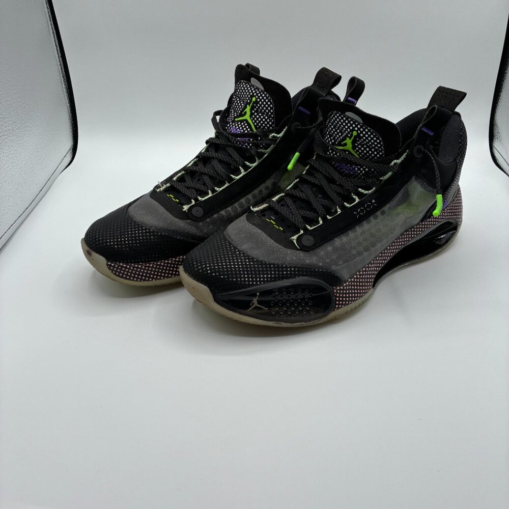 Size 11 - Air Jordan 34 Low Vapor Green - Picture 4 of 5